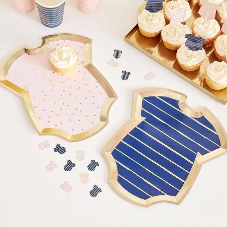 assiettes baby shower table
