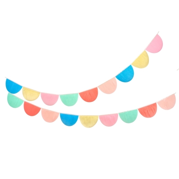 banderole fanions multicolores arrondies