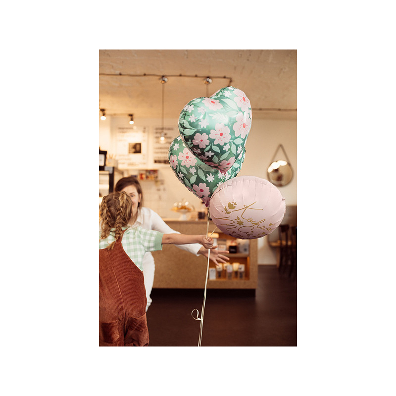 ballon vert coeur fleurs ambiance