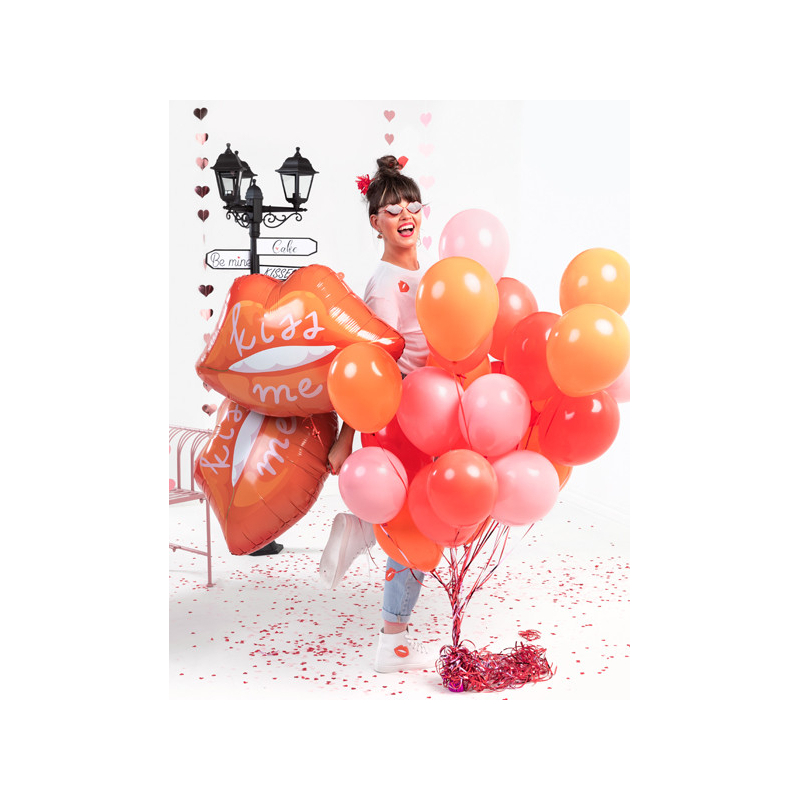 confettis coeurs rouges bouquet